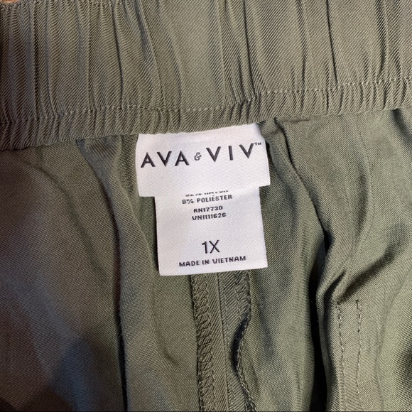 NWT Ava & Viv Olive Green Shorts - Picture 5 of 7